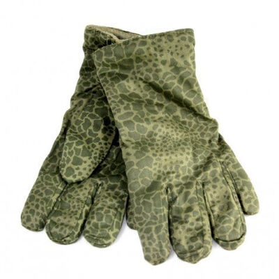 Polish Leopard Camo Gloves